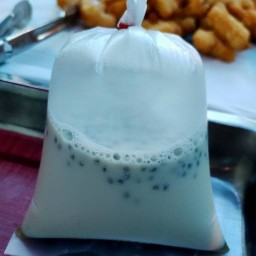 ท่านขุน น้ำเต้าหู้ ปาท่องโก๋