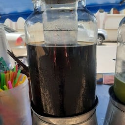 ร้านน้ำสดชื่น สาขาเซเว่นหน้าอนุบาลสุรินทร์ -