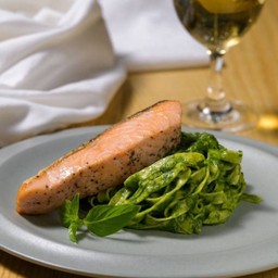 Salmon Fresh Fettuccine 