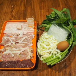 หมูกระทะ-สุกี้ หมูล้วน ชุดกลาง