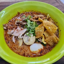 ก๋วยเตี๋ยวต้มยำลูกรอก น้ำข้น