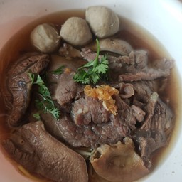 Mixed Beef Noodles