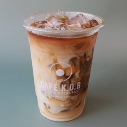Iced cafe latte  กาแฟลาเต้เย็น