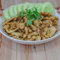 ไก่กระเทียมพริกไทย  เป็นกับข้าว