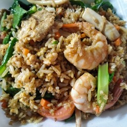 ครัวข้าวหอม อาหารตามสั่ง