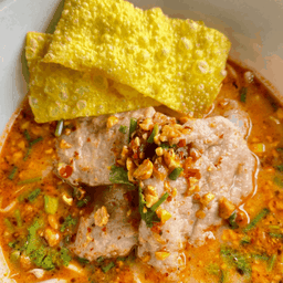 ก๋วยเตี๋ยวหมูแผ่นต้มยำน้ำข้น (ขายดี)