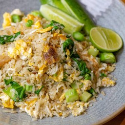 ข้าวผัดคะน้าปลาเค็ม