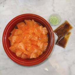 ข้าวหน้าแซลม่อนไข่กุ้ง