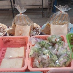 นวรัตน์หมูสะเต๊ะ(ตลาดเขาตาโลพลาซ่า) ตลาดเขาตาโลาซ่า