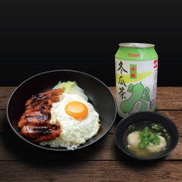 SET ข้าวไก่ย่างถ่านไข่ดาว + เกี๊ยวน้ำ + น้ำฟัก