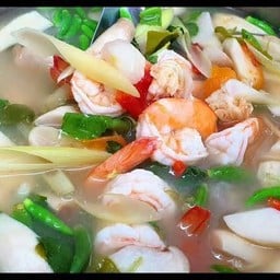 กุ้งอบวุ้นเส้นตลาดกลางลาดสวาย
