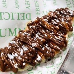 ครอฟเฟิล Croffle Folk