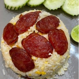 ข้าวผัดกุนเชียง (กุนเชียงพรีเมี่ยม)