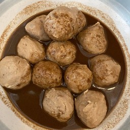 ลูกชิ้นลวก