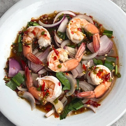 ยำกุ้งสุก