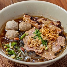 ก๋วยเตี๋ยวลูกชิ้น(เนื้อวัว)