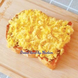 ปัง น้ำพริกเผาหมูหยอง