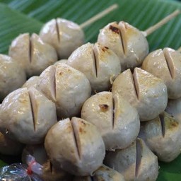 ลูกชิ้นจอมยุทธ