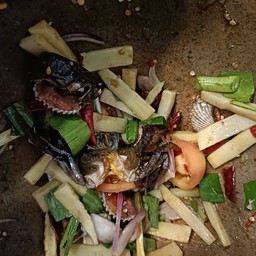 ตำหน่อไม้หอยแครง