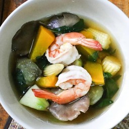 E03 แกงเลียงกุ้ง