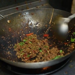 [กับข้าว] กะเพรา เลือกได้