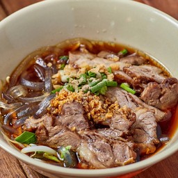 ก๋วยเตี๋ยวเนื้อซี่โครง(เนื้อวัว)