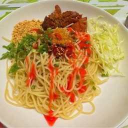 ยำข้าวซอย