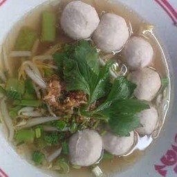 เกาเหลาลูกชิ้นหมู