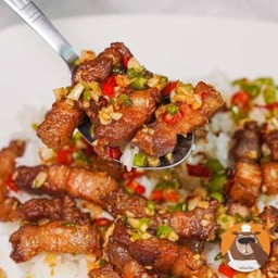 คัั่วพริกเกลือหมูกรอบ