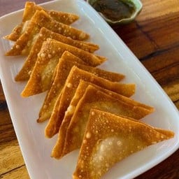 เกี๊ยวหมูทอด 🐽🐽