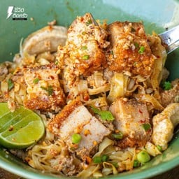 ต้มยำหมูกรอบ+หมูสับ