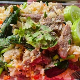 ข้าวผัดเนื้อเค็มโบราณ