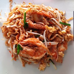 ผัดไทย เส้นเล็ก กุ้งสุก. ( พิเศษ)