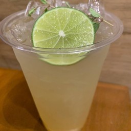 มะนาวน้ำผึ้ง