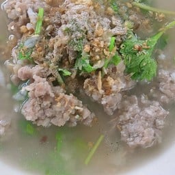ข้าวต้มหมูสับ