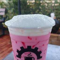 นมชมพูเย็น