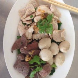 ก๋วยเตี๋ยว ชิมก่อนปรุง รสเด็ด
