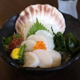 โฮตาเตะซาซิมิ (หอยเชลยักษ์ฮอกไกโด)