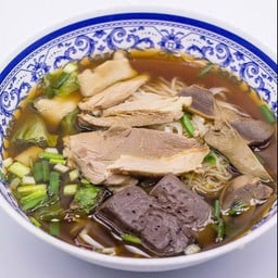 เส้นเล็กน้ำเป็ดพะโล้