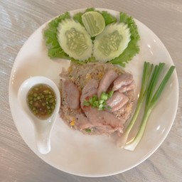 ข้าวผัด ไก่
