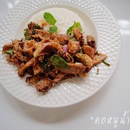 ข้าวนำ้ตกเนื้อข้าวเหนียว