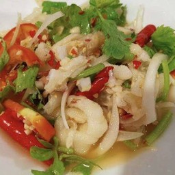 ยำเล็บมือนางง