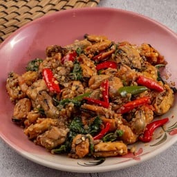 ผัดกะเพราหอยแมลงภู่ (กับข้าว)