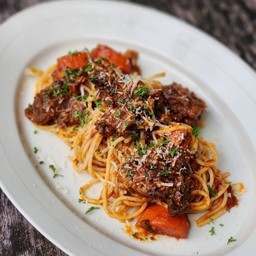 ลากูแก้มวัว Cheek Beef Ragu