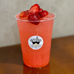 สตอเบอร์รี่โซดาน่าเจี๊ยะ