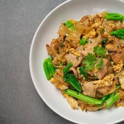 ป้าน้อย อาหารตามสั่ง