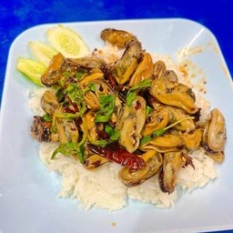 ข้าวกระเพาหอยแมลงภู่
