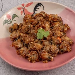 หอยเชลล์ผัดกระเทียม (กับข้าว)