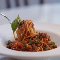 สปาเก็ตตี้ซอสเนื้อ