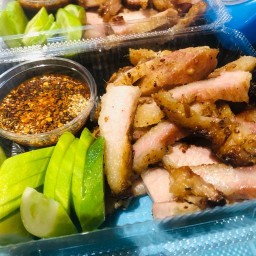 คอหมูย่างหมัก ~ รักเมีย